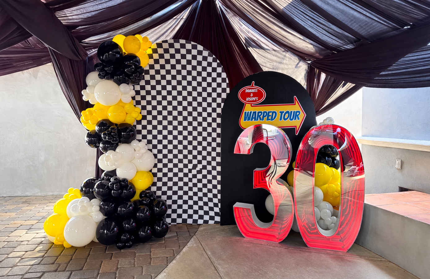 Balloon Garland Services